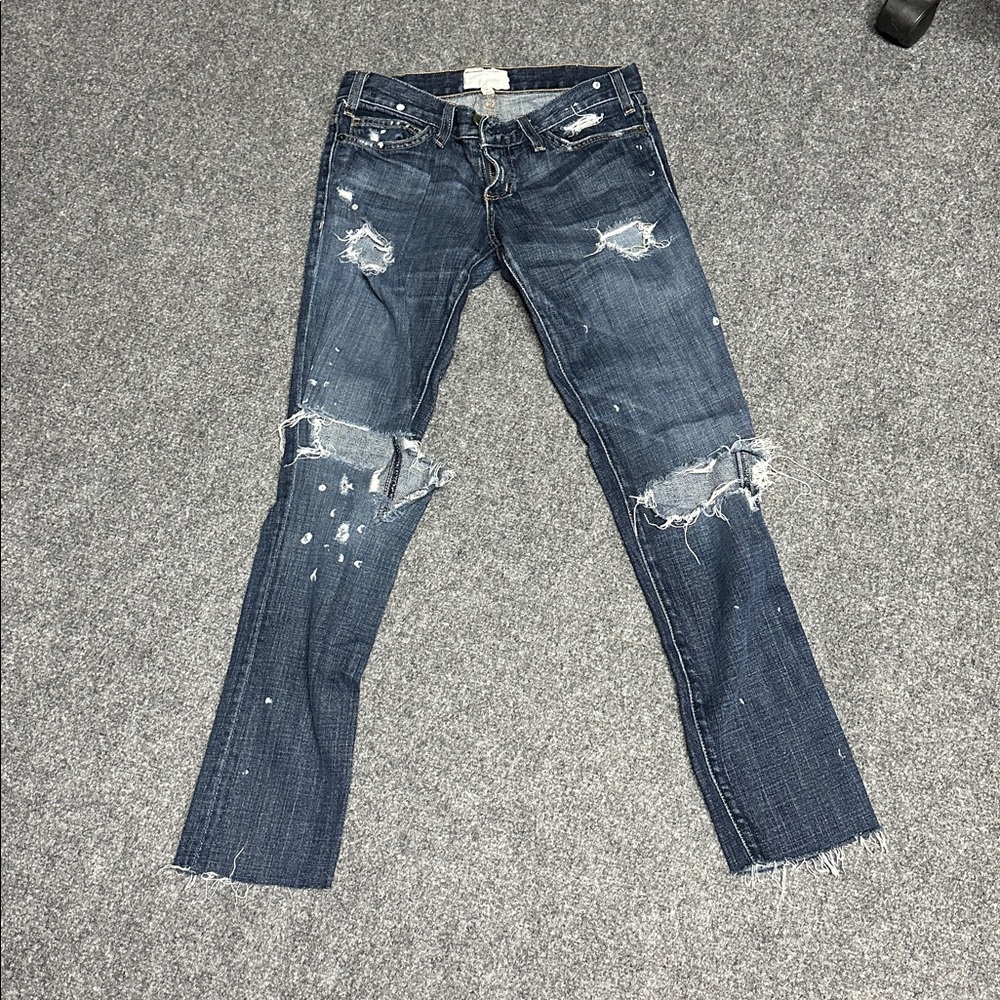 Distressed Current Elliot Blue Jeans